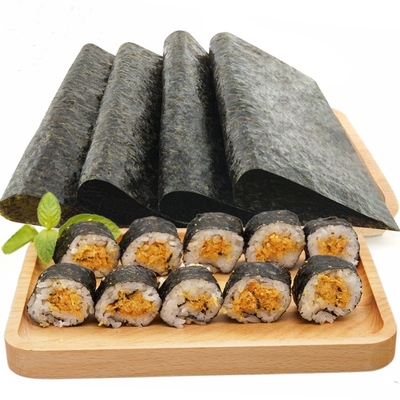 100 sushi giapponesi di categoria B Nori Dark Green Crispy di Yaki dell'alga arrostiti strati